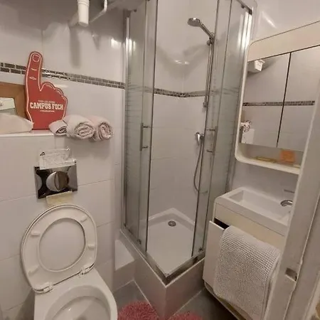 Appartement Pied Du Métro Paris La Défense Neuilly-sur-Seine