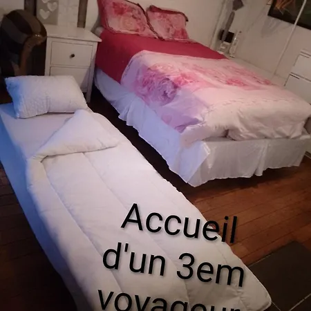 Pied Du Metro Paris La Defense 아파트 뇌이이쉬르세느